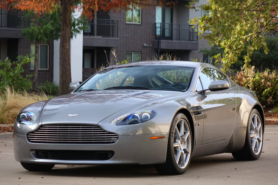 2006 Aston Martin V8 Vantage (2006-2017) - Image 2 of 31