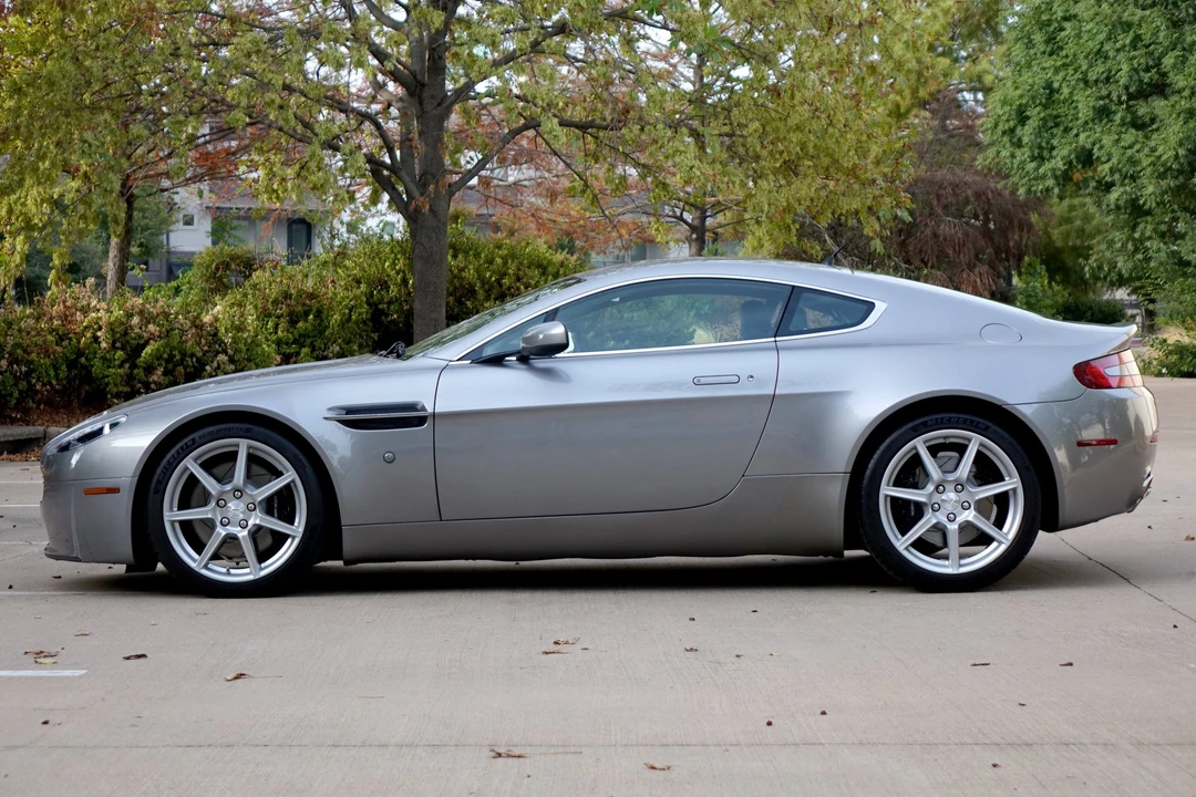2006 Aston Martin V8 Vantage (2006-2017) - Image 4 of 31