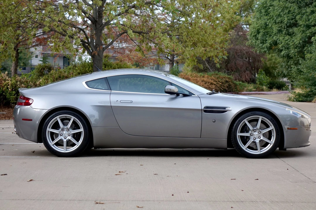 2006 Aston Martin V8 Vantage (2006-2017) - Image 11 of 31