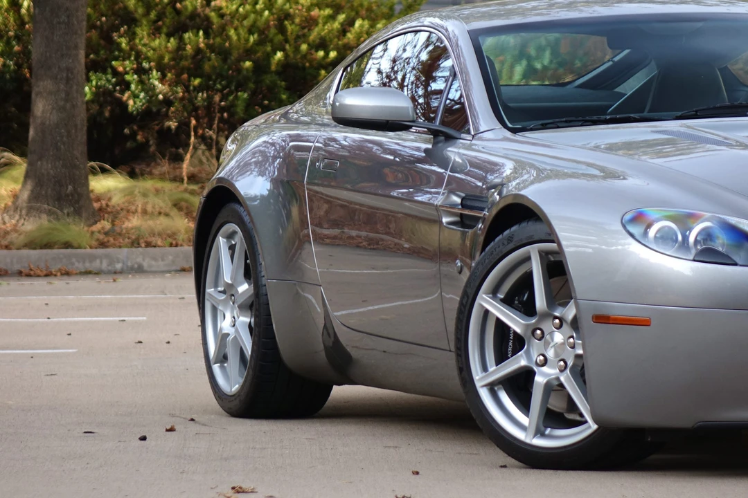 2006 Aston Martin V8 Vantage (2006-2017) - Image 19 of 31