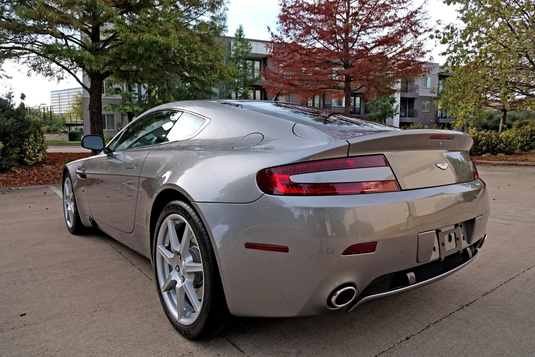2006 Aston Martin V8 Vantage (2006-2017) - Image 5 of 31