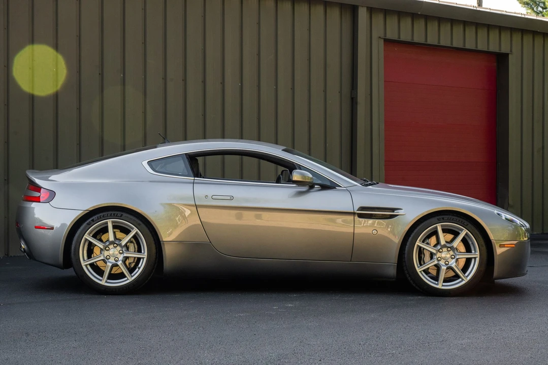 2006 Aston Martin V8 Vantage (2006-2017) - Image 6 of 31