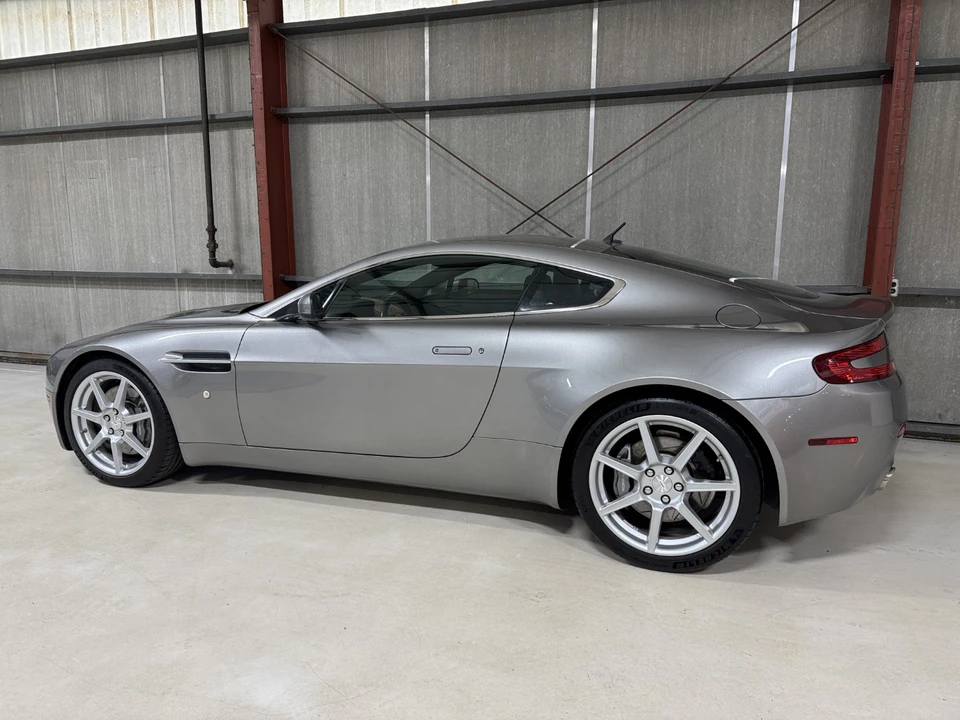 2006 Aston Martin V8 Vantage (2006-2017) - Image 30 of 31