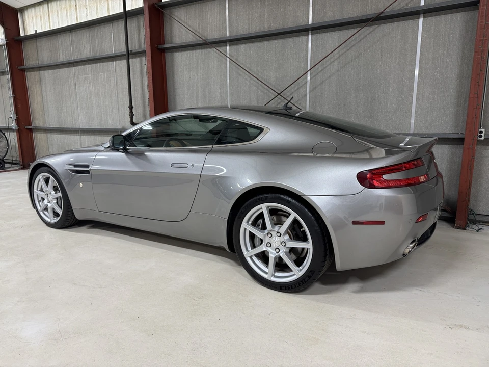 2006 Aston Martin V8 Vantage (2006-2017) - Image 29 of 31