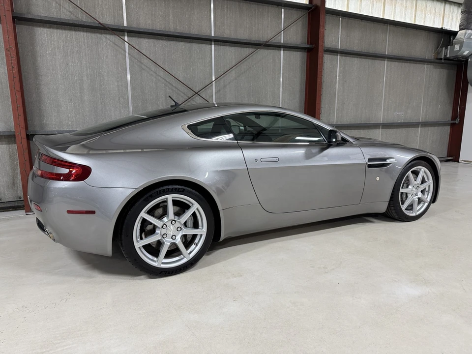 2006 Aston Martin V8 Vantage (2006-2017) - Image 21 of 31