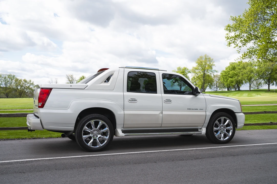 2006 Cadillac Escalade & EXT 2nd Gen - Image 16 of 31