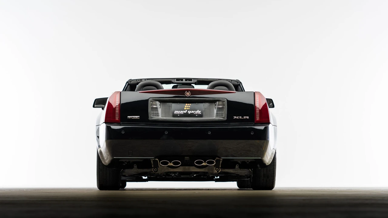 2006 Cadillac XLR - Image 19 of 31