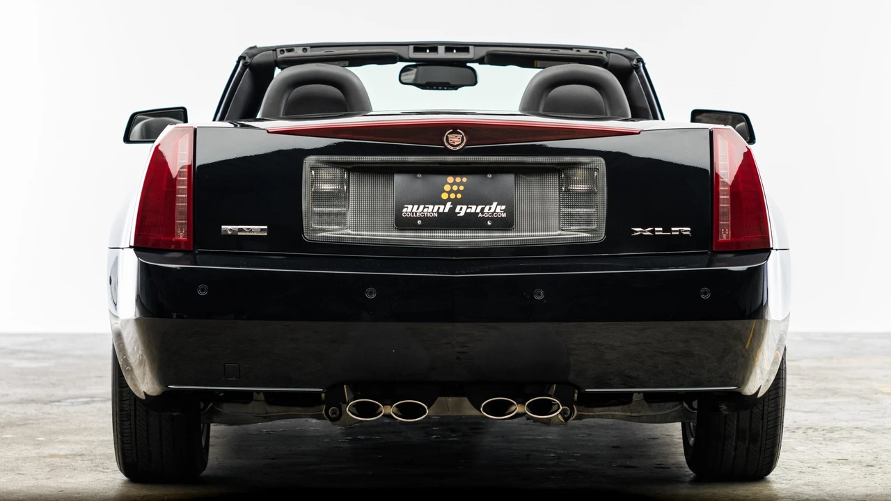 2006 Cadillac XLR - Image 20 of 31