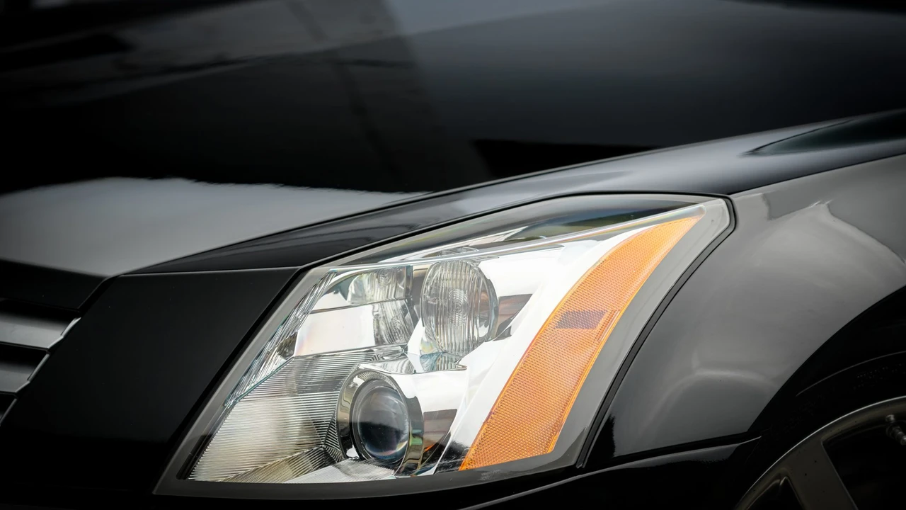 2006 Cadillac XLR - Image 25 of 31