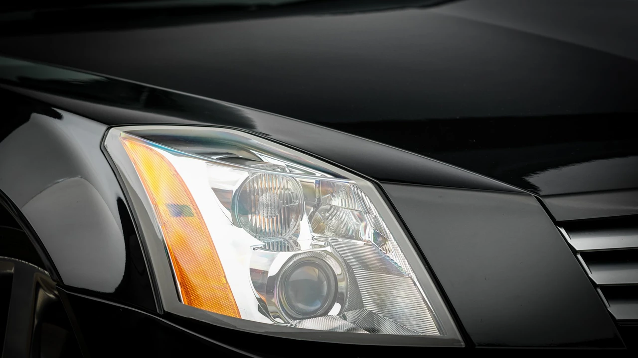 2006 Cadillac XLR - Image 26 of 31