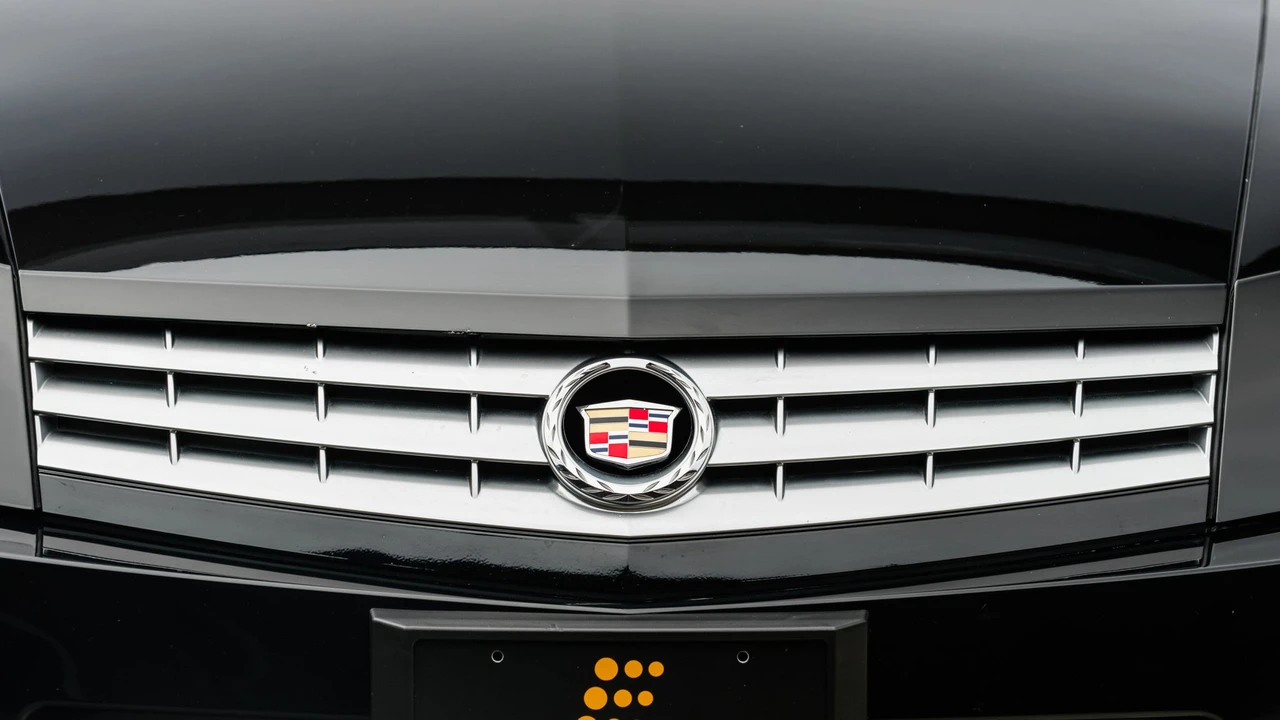 2006 Cadillac XLR - Image 30 of 31