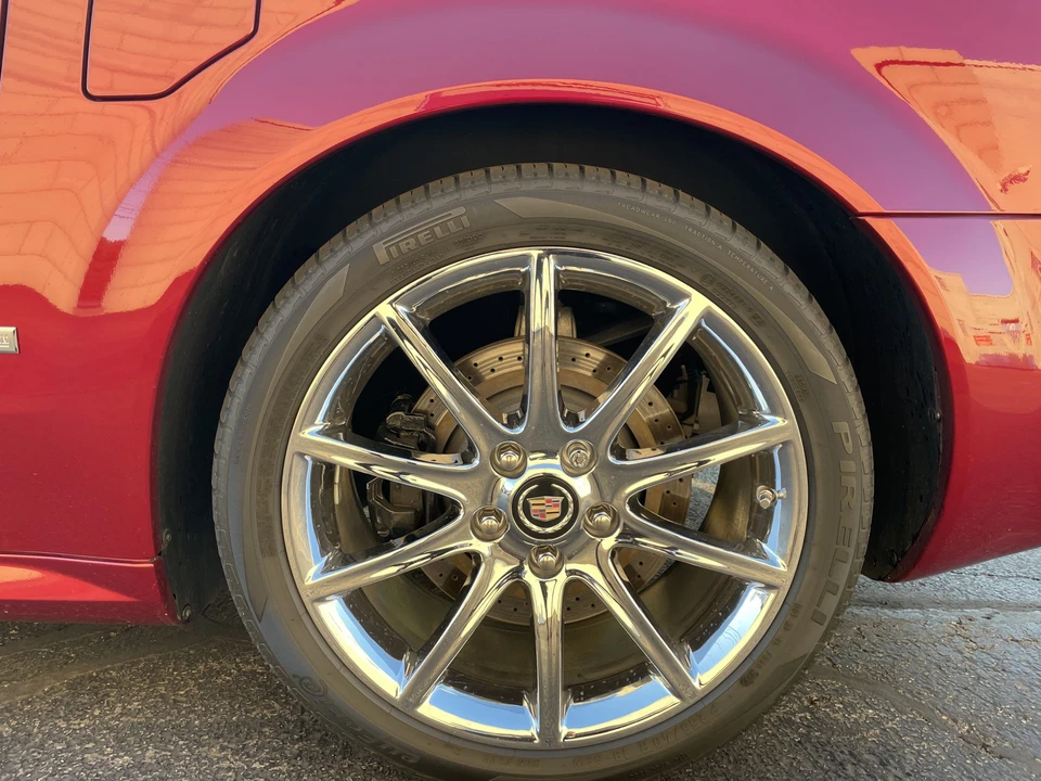 2006 Cadillac XLR-V - Image 22 of 31