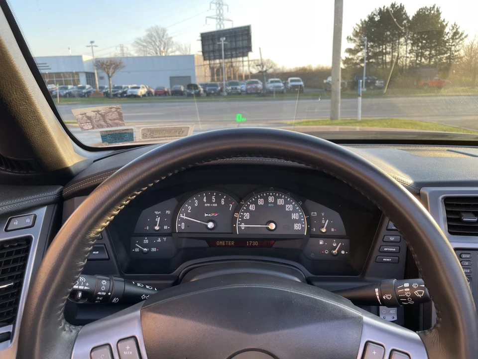 2006 Cadillac XLR-V - Image 30 of 31
