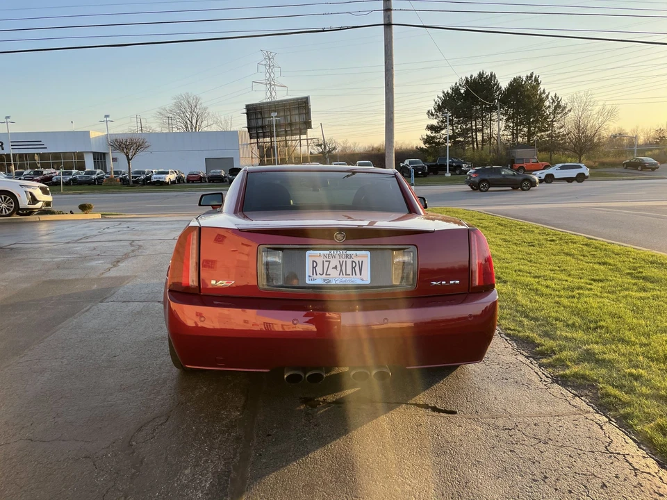 2006 Cadillac XLR-V - Image 7 of 31
