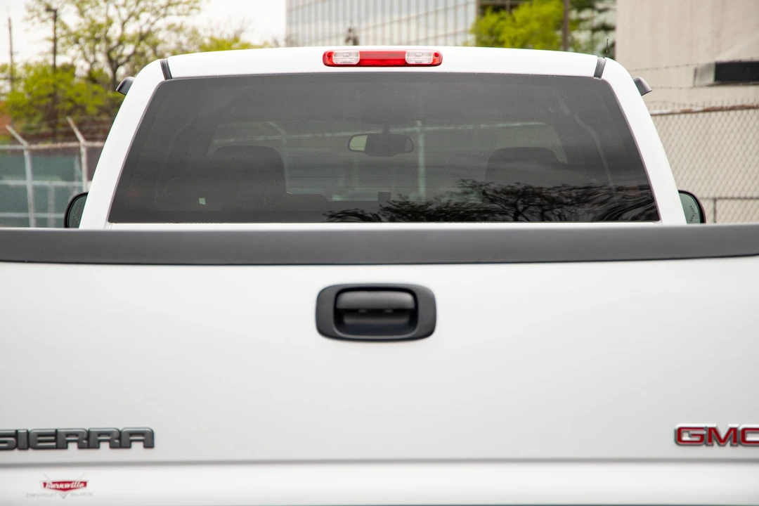 2006 GMC Sierra 2nd Gen - Image 24 of 31