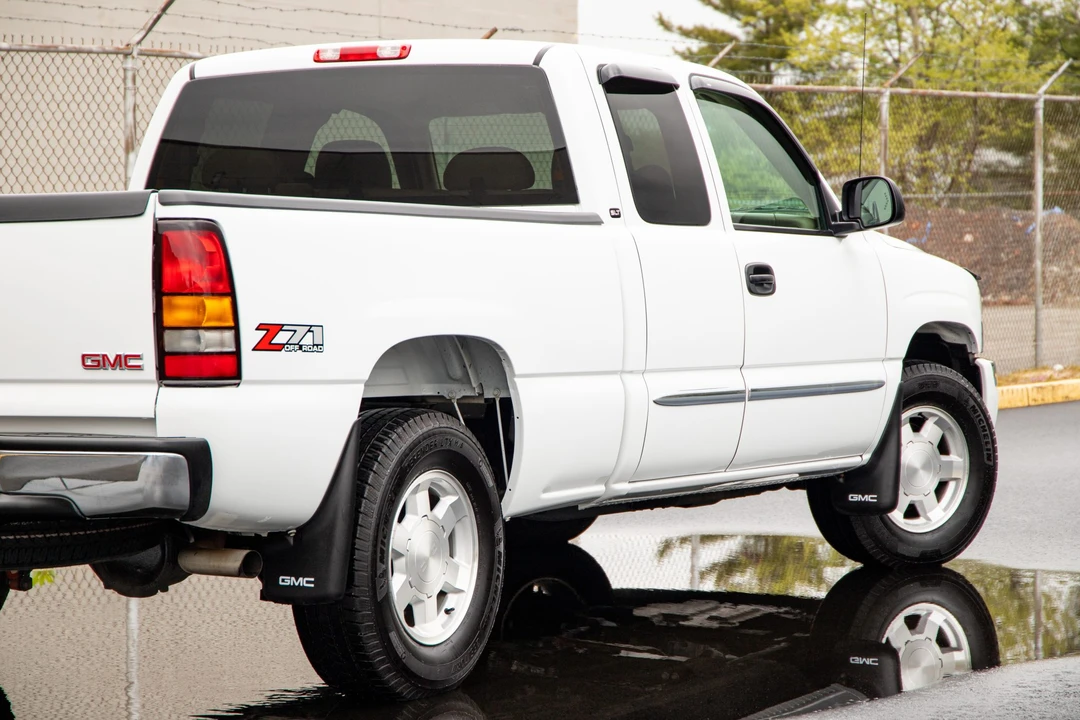 2006 GMC Sierra 2nd Gen - Image 27 of 31