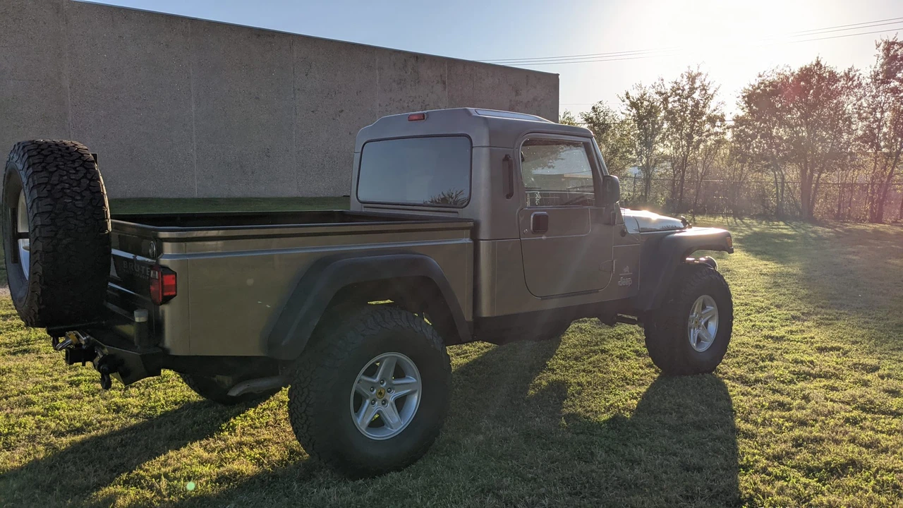 2006 Jeep TJ Wrangler - Image 15 of 31
