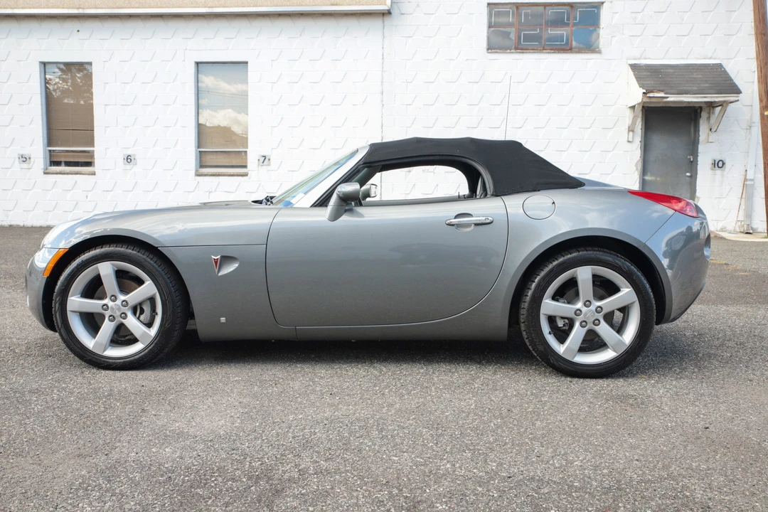 2006 Pontiac Solstice - Image 11 of 31