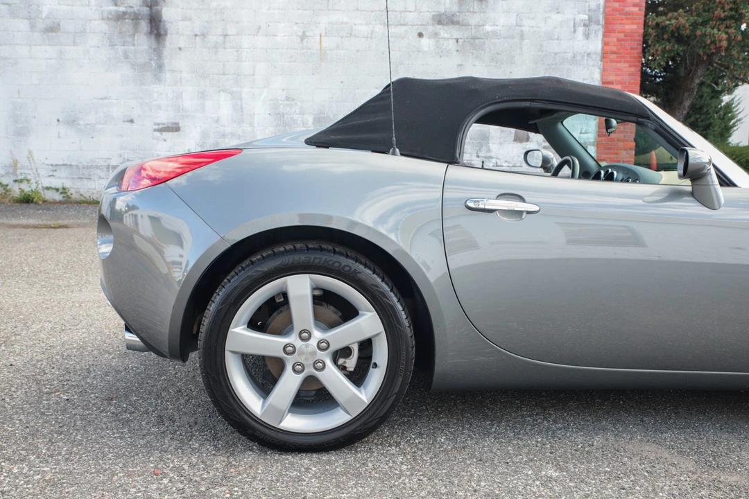 2006 Pontiac Solstice - Image 22 of 31