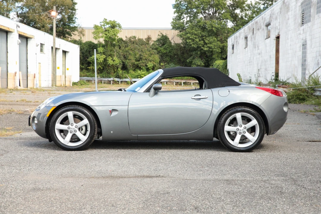 2006 Pontiac Solstice - Image 12 of 31