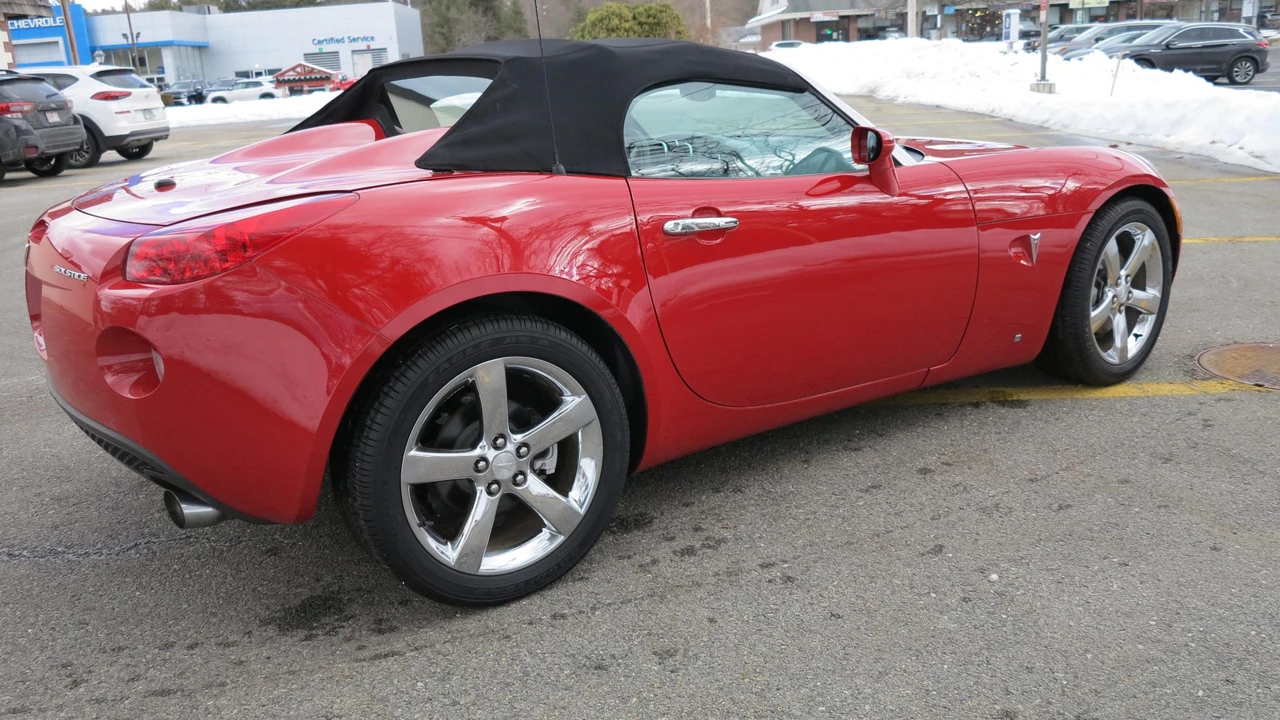 2006 Pontiac Solstice - Image 28 of 31