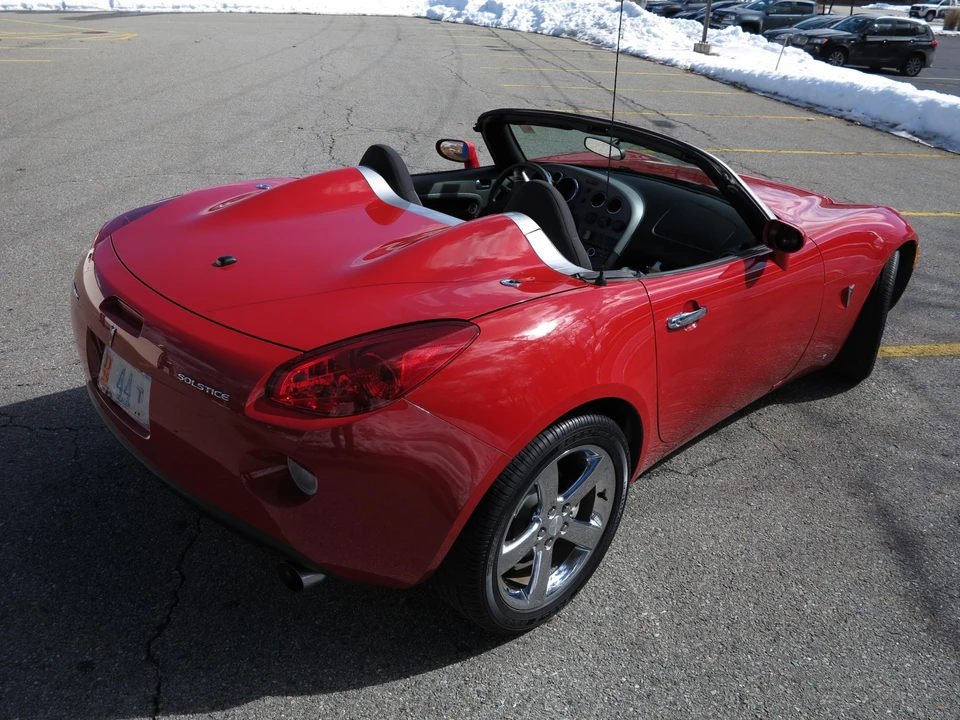 2006 Pontiac Solstice - Image 16 of 31
