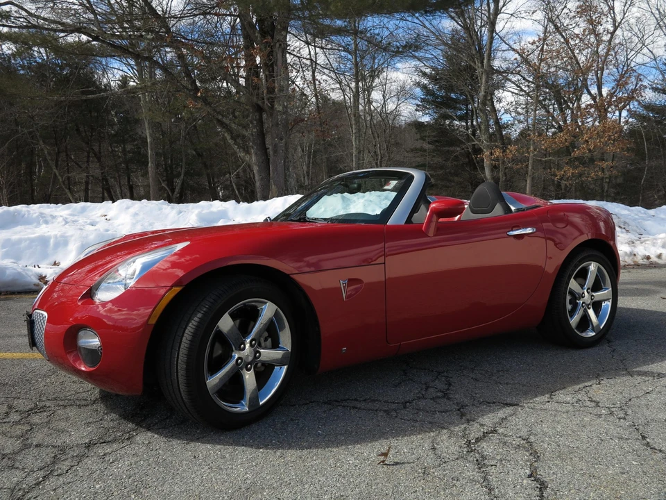 2006 Pontiac Solstice - Image 2 of 31