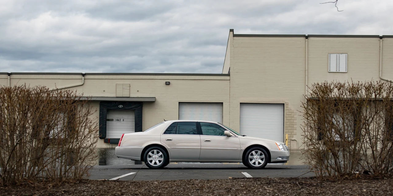 2007 Cadillac DTS - Image 19 of 31
