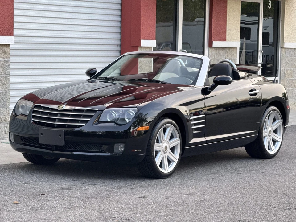 2007 Chrysler Crossfire - Image 5 of 31