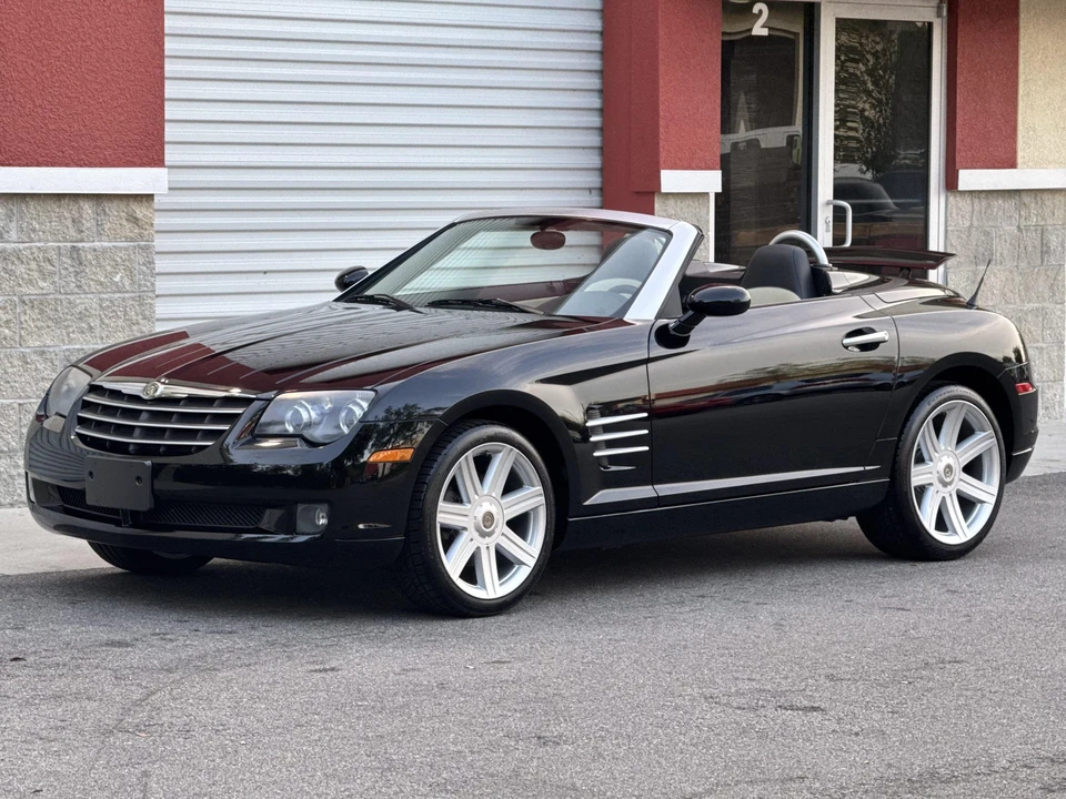 2007 Chrysler Crossfire - Image 4 of 31