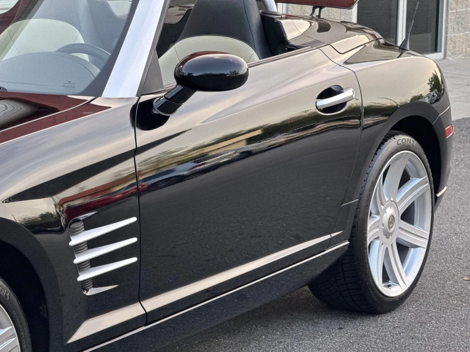 2007 Chrysler Crossfire - Image 28 of 31