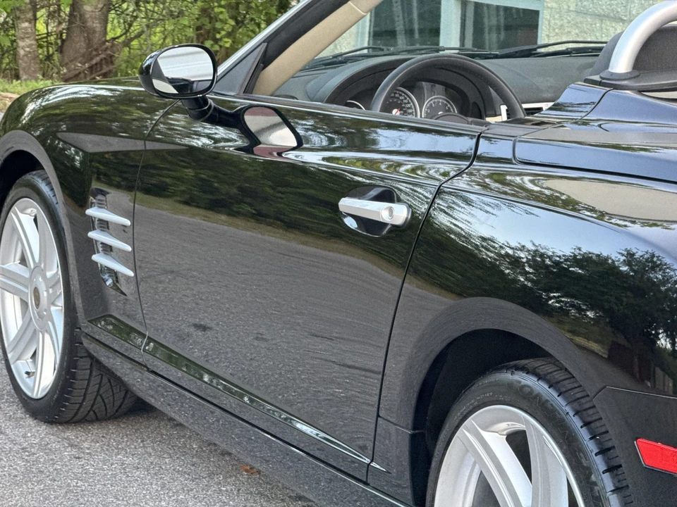2007 Chrysler Crossfire - Image 26 of 31
