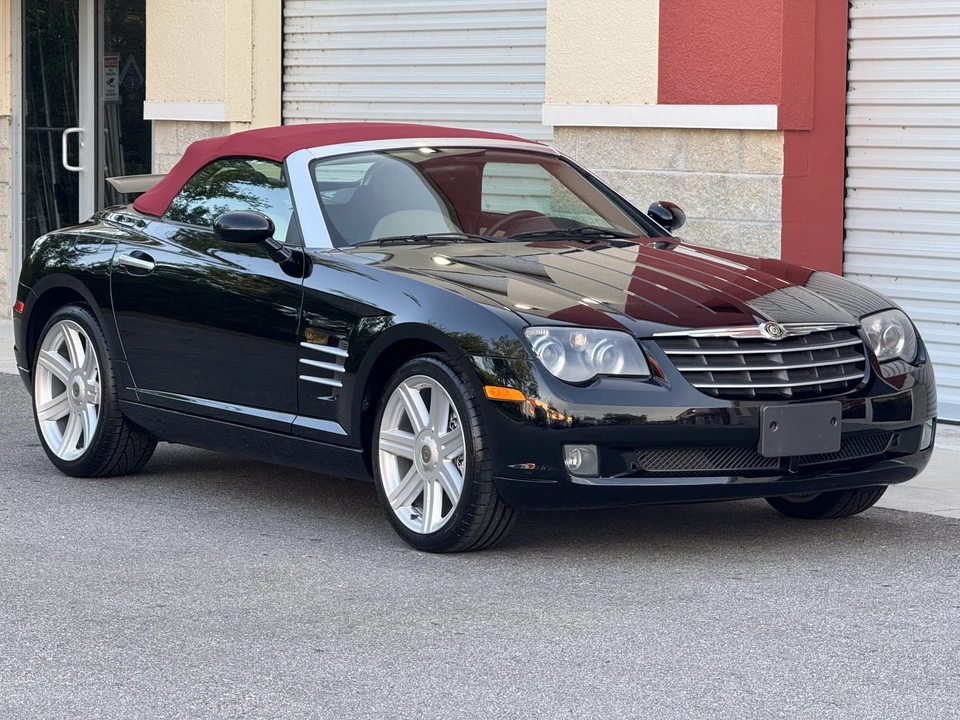 2007 Chrysler Crossfire - Image 14 of 31