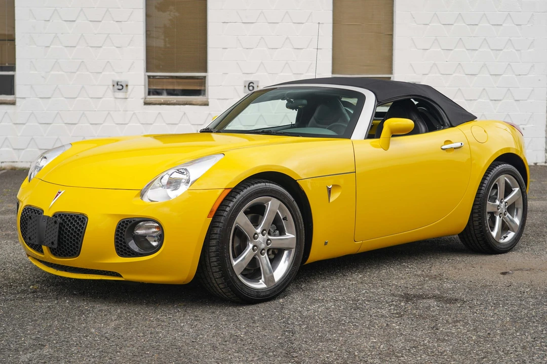 2007 Pontiac Solstice GXP - Image 18 of 31