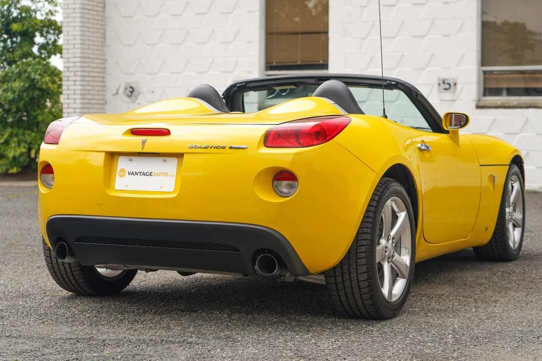 2007 Pontiac Solstice GXP - Image 10 of 31