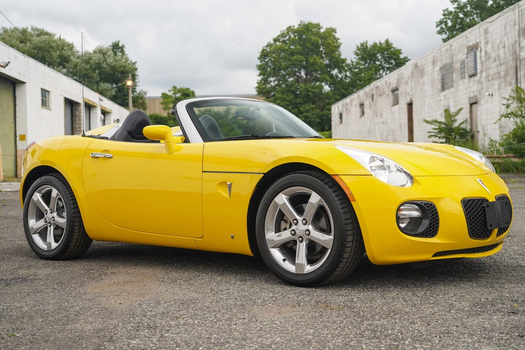 2007 Pontiac Solstice GXP - Image 13 of 31