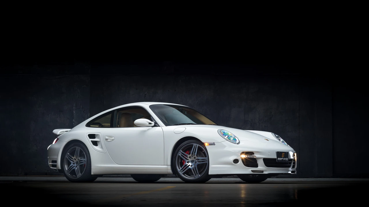 2007 Porsche 997 Turbo - Image 8 of 31