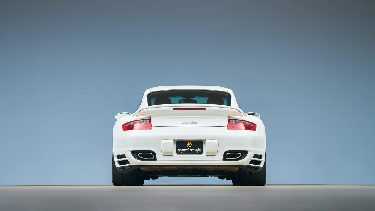 2007 Porsche 997 Turbo - Image 16 of 31
