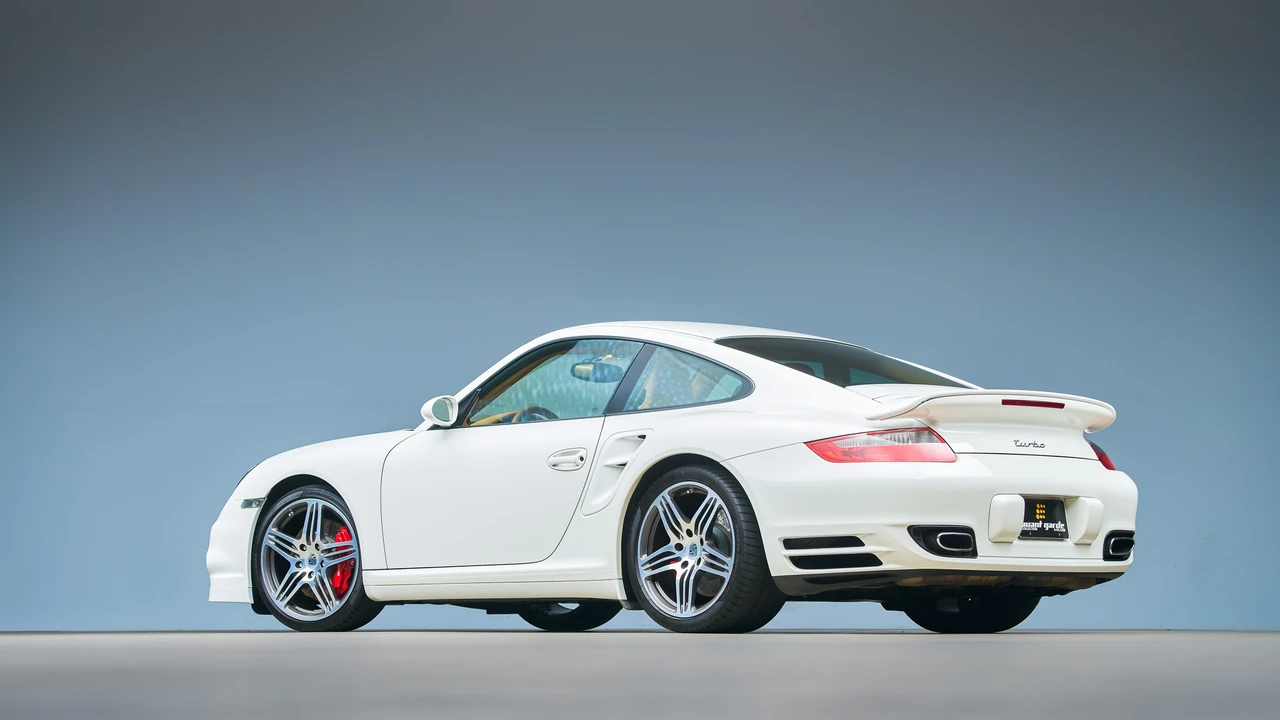 2007 Porsche 997 Turbo - Image 14 of 31