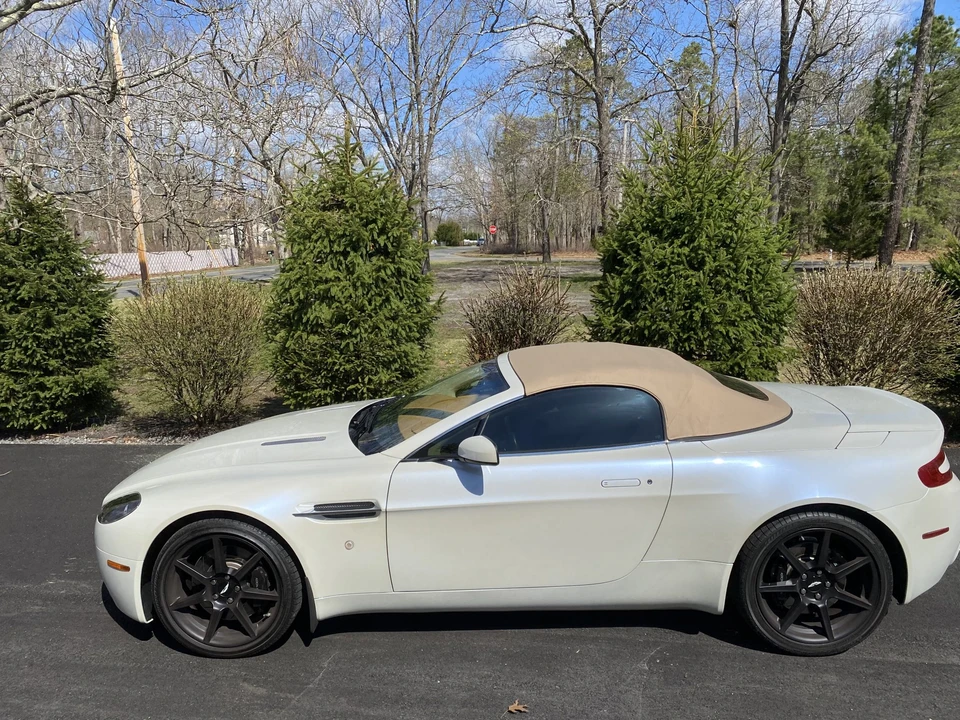 2008 Aston Martin V8 Vantage (2006-2017) - Image 9 of 31