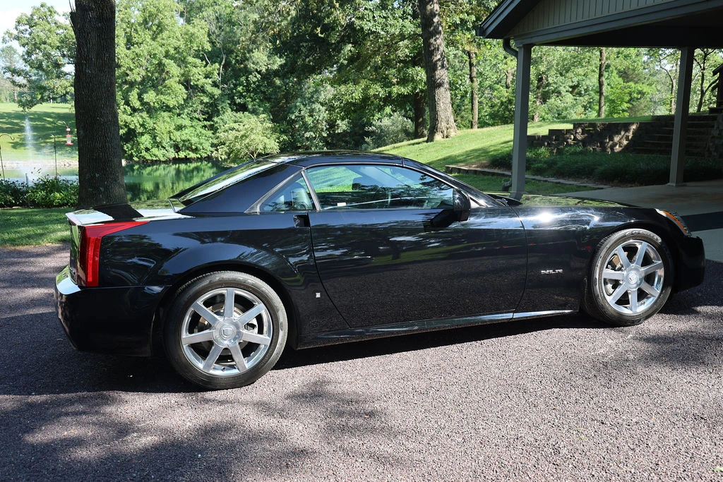 2008 Cadillac XLR - Image 19 of 31
