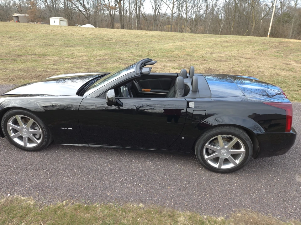 2008 Cadillac XLR - Image 31 of 31