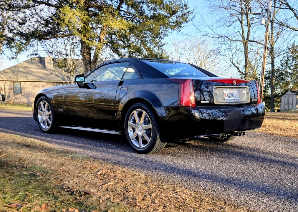 2008 Cadillac XLR - Image 13 of 31