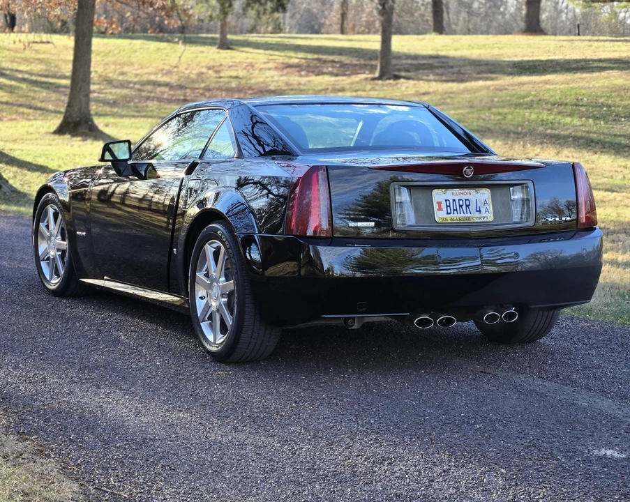 2008 Cadillac XLR - Image 14 of 31