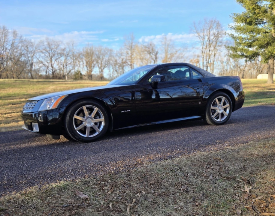 2008 Cadillac XLR - Image 18 of 31