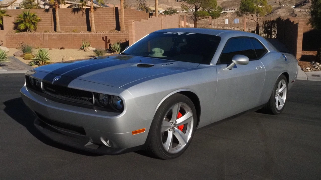 2008 Dodge Challenger SRT8 & 392 3rd Gen - Image 2 of 31