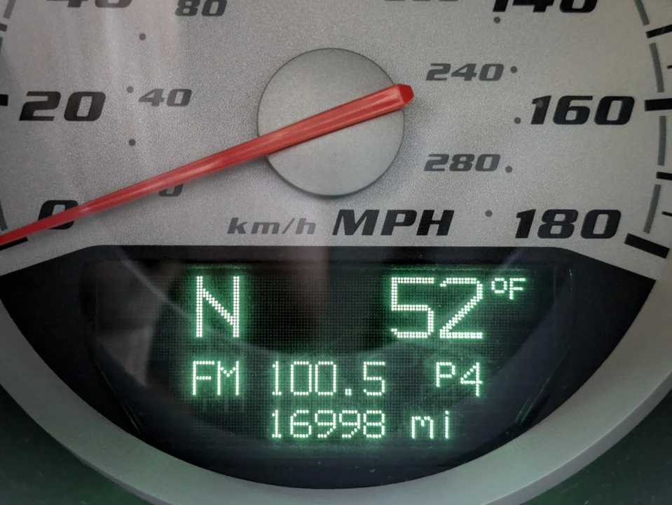 2008 Dodge Challenger SRT8 & 392 3rd Gen - Image 27 of 31