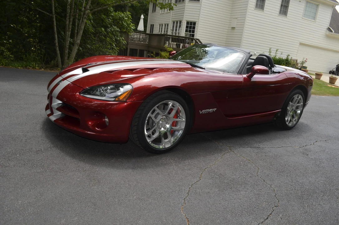 2008 Dodge Viper 4th Gen - Image 2 of 31