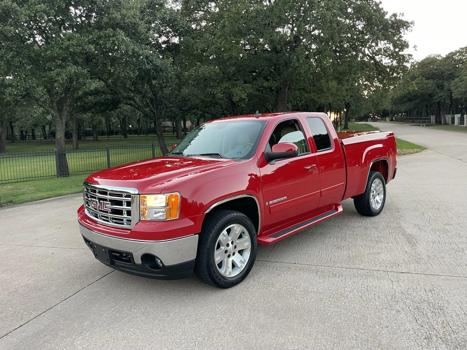 2008 GMC Sierra 3rd Gen - Image 4 of 31