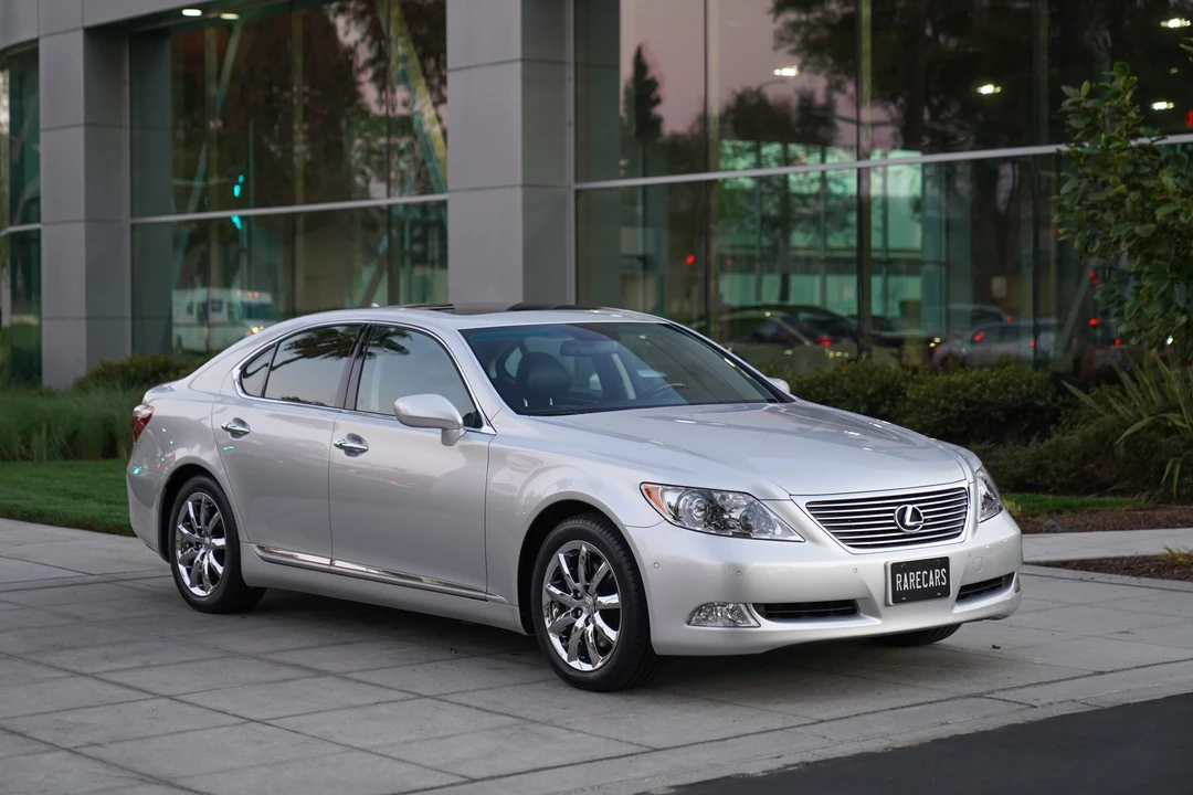 2008 Lexus LS 4th Gen - Image 12 of 31